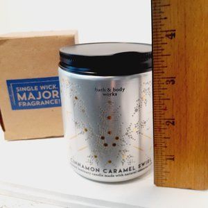 Bath & Body Works Cinnamon Caramel Swirl Candle 7 oz